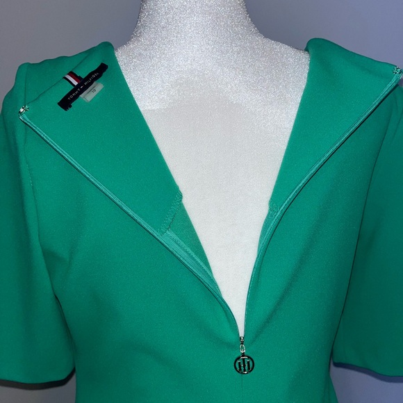 Tommy Hilfiger Green Mini Dress with Buttoned Sleeves - Picture 7 of 8